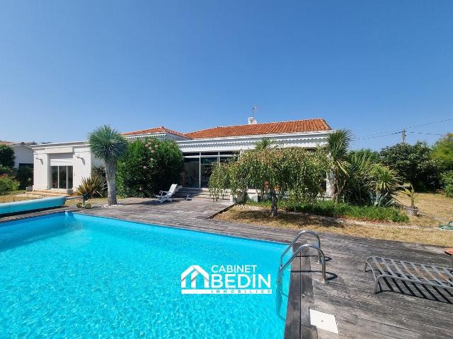 Maison 5 pièces 198 m²