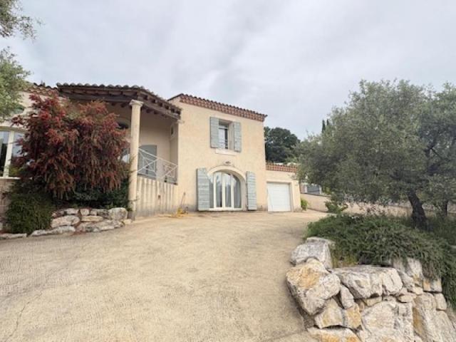 Maison 5 pièces 198 m²
