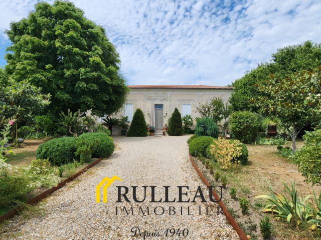 Maison 5 pièces 198 m²