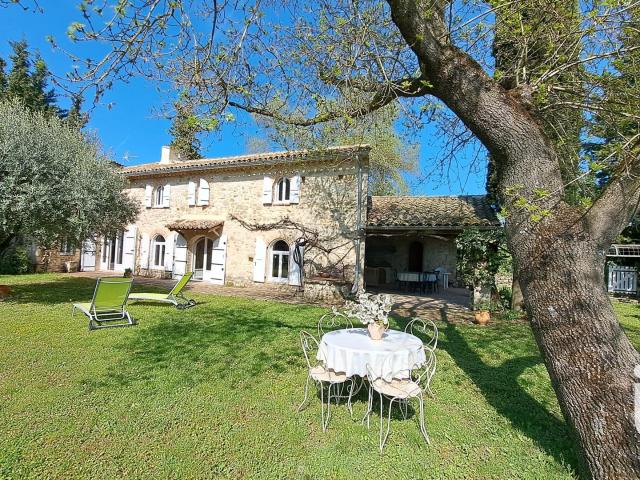 Maison 5 pièces 198 m²