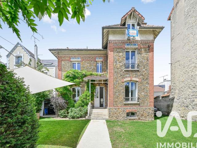 Maison 5 pièces 198 m²