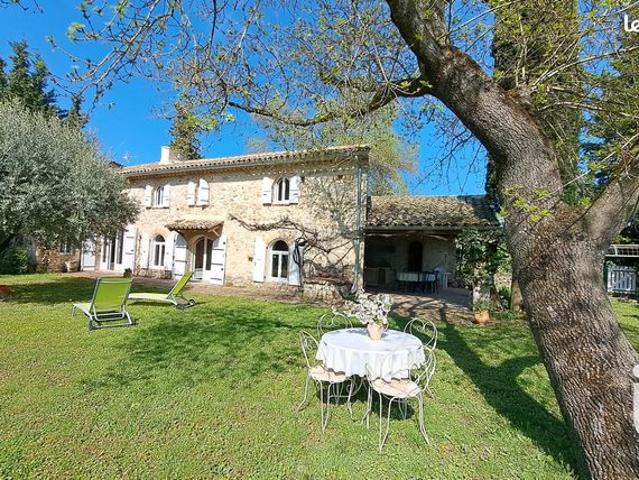 Maison 5 pièces 198 m²