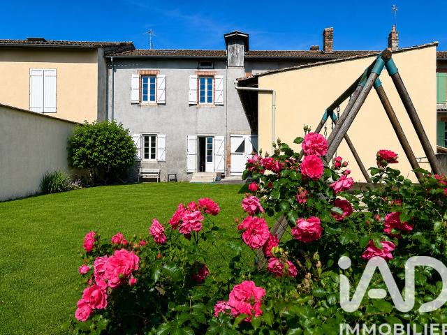 Maison 5 pièces 198 m²