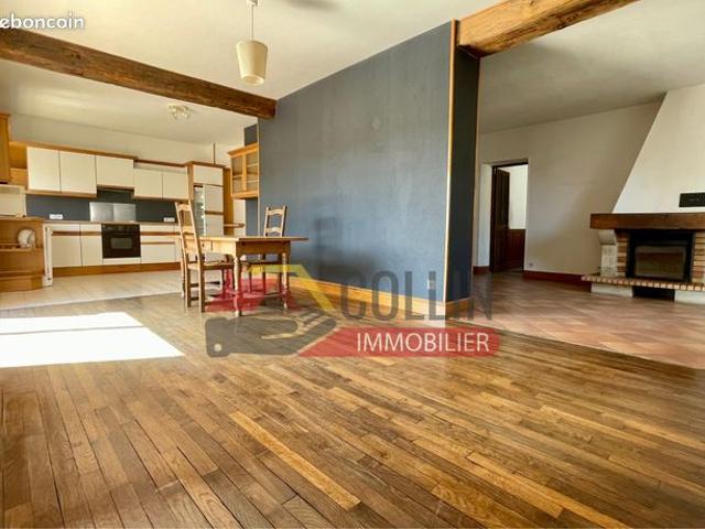 Maison 5 pièces 198 m²