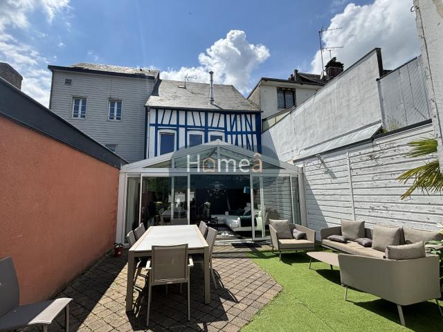 Maison 5 pièces 199 m²