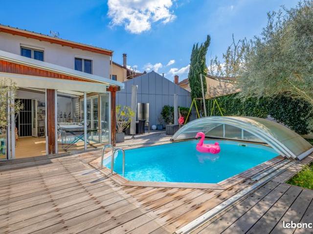 Maison 5 pièces 199 m²