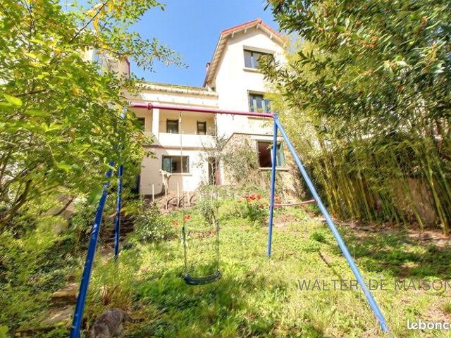 Maison 5 pièces 199 m²