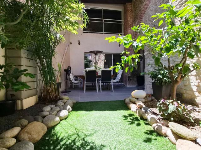 Maison 5 pièces 190 m²