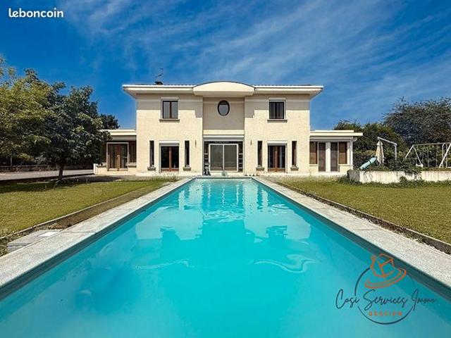 Maison 5 pièces 190 m²