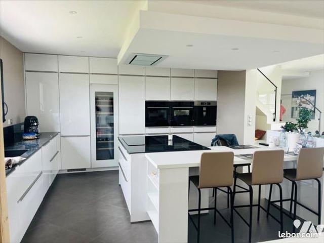 Maison 5 pièces 190 m²