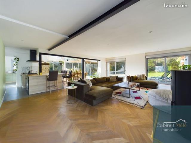 Maison 5 pièces 190 m²