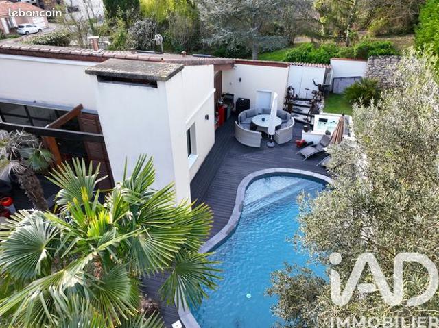 Maison 5 pièces 190 m²
