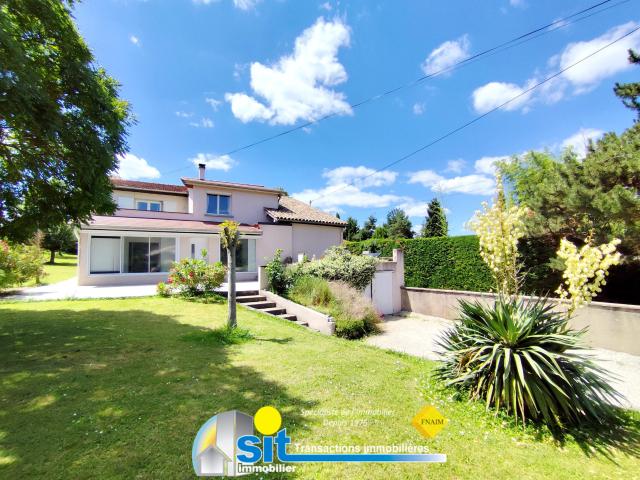 Maison 5 pièces 190 m²