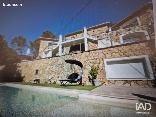 Maison 5 pièces 190 m²