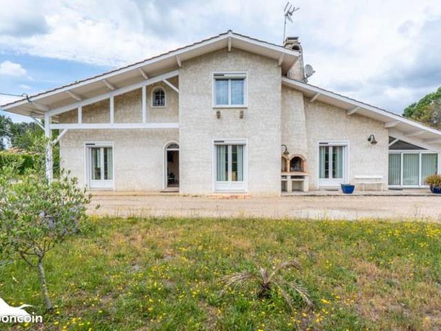 Maison 5 pièces 190 m²