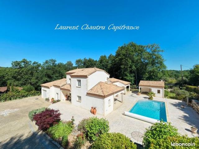 Maison 5 pièces 190 m²