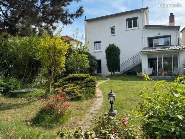 Maison 5 pièces 191 m²