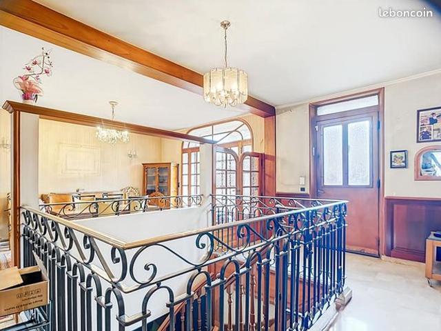 Maison 5 pièces 192 m²