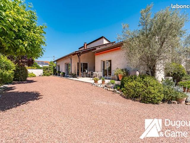 Maison 5 pièces 192 m²