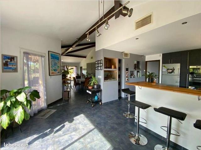 Maison 5 pièces 192 m²