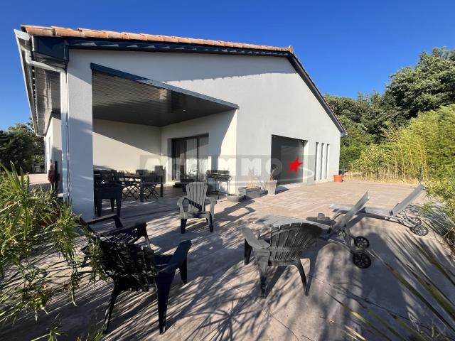 Maison 5 pièces 192 m²