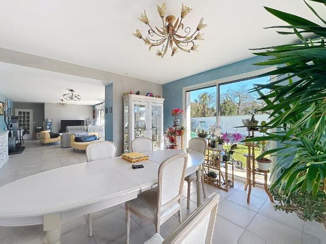 Maison 5 pièces 193 m²