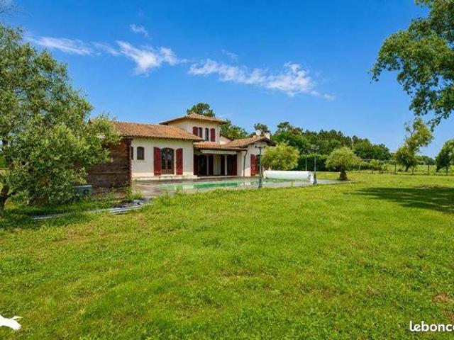 Maison 5 pièces 193 m²