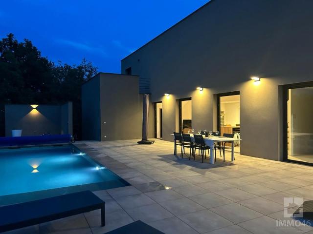 Maison 5 pièces 193 m²