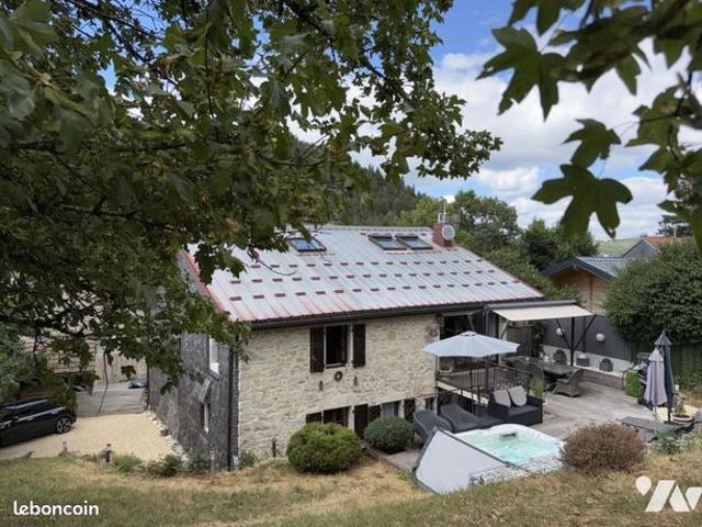 Maison 5 pièces 193 m²