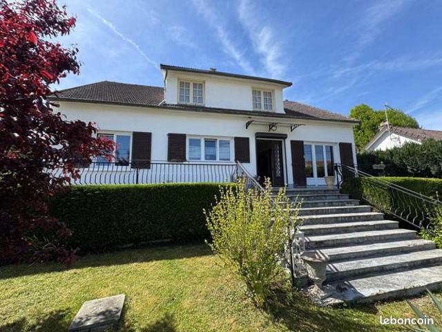 Maison 5 pièces 1 150 m²