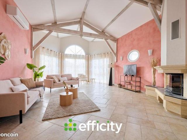 Maison 5 pièces 204 m²
