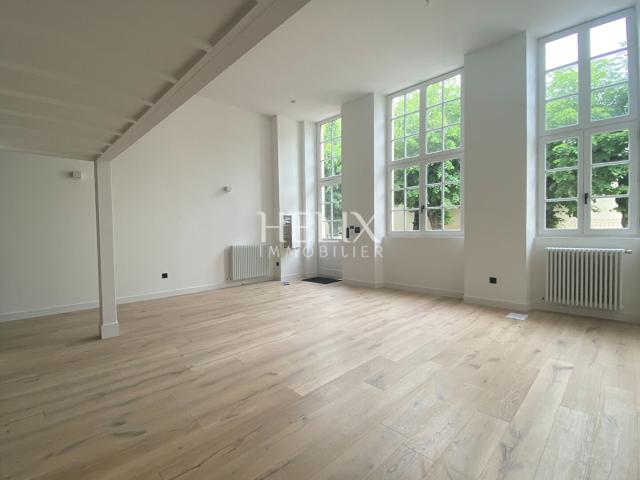 Maison 5 pièces 204 m²