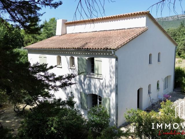 Maison 5 pièces 204 m²