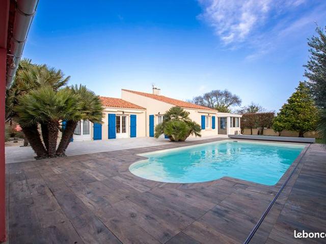 Maison 5 pièces 204 m²