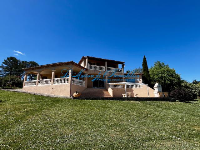 Maison 6 pièces 204 m²