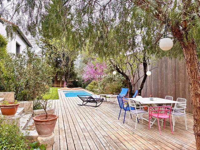Maison 5 pièces 204 m²