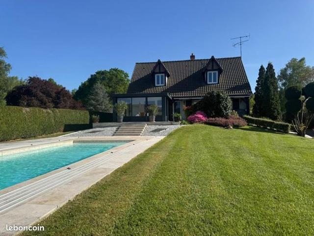 Maison 5 pièces 204 m²
