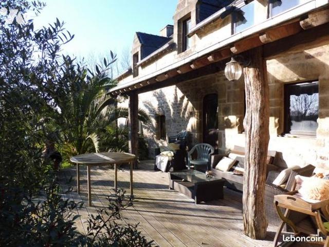 Maison 5 pièces 205 m²