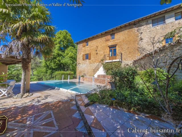 Maison 5 pièces 205 m²