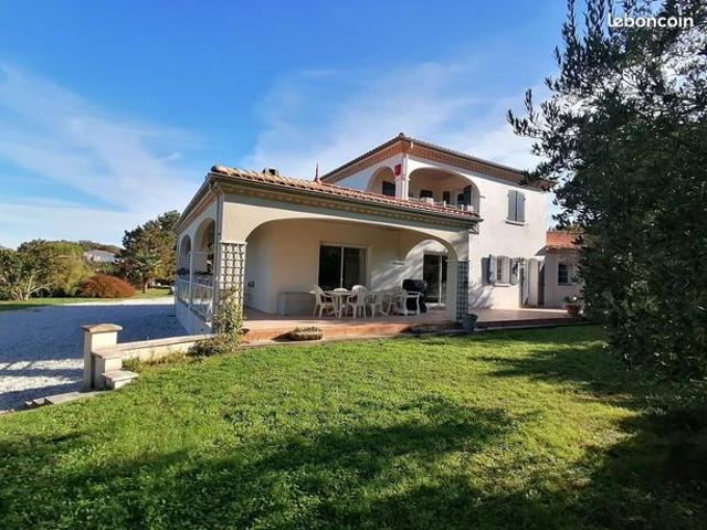 Maison 5 pièces 205 m²
