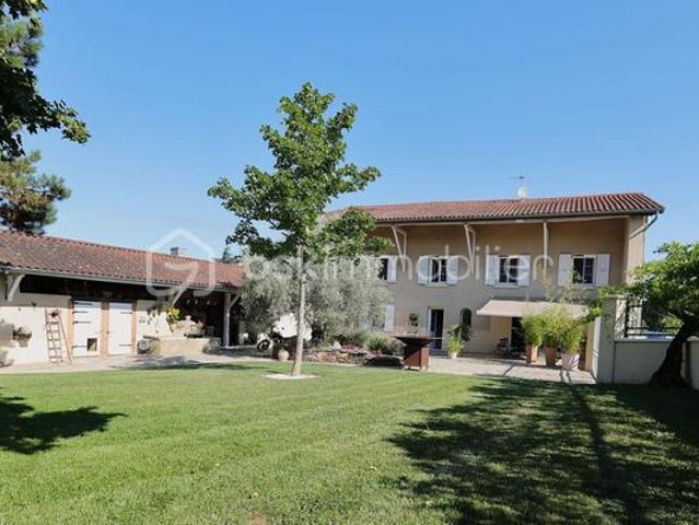 Maison 5 pièces 205 m²