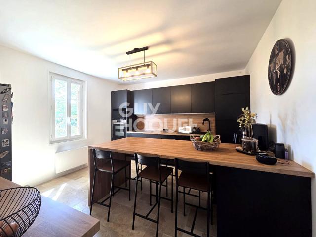 Maison 5 pièces 206 m²