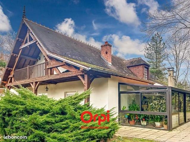 Maison 5 pièces 206 m²