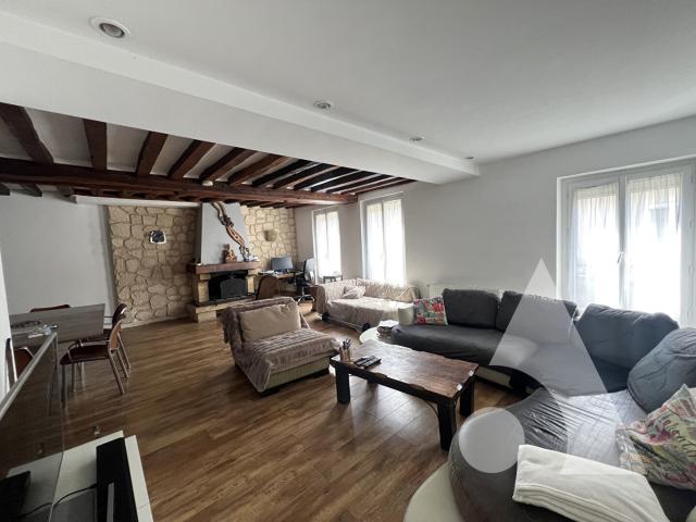 Maison 5 pièces 206 m²