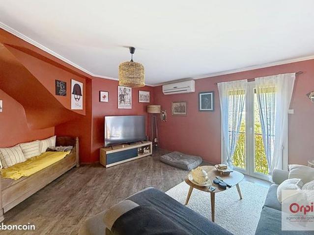 Maison 5 pièces 206 m²