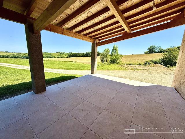 Maison 5 pièces, 206 m² à louer à Mérens 32360