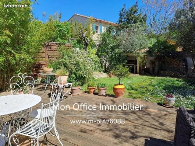 Maison 5 pièces 207 m²