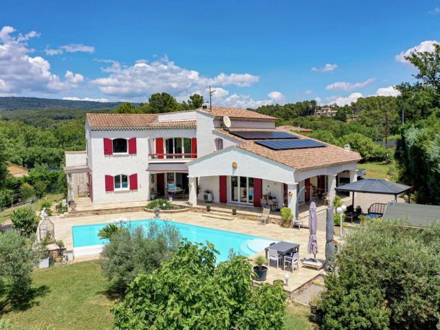 Maison 5 pièces 207 m²