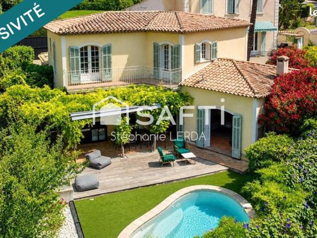 Maison 5 pièces 207 m²