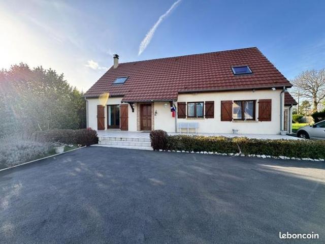 Maison 5 pièces 208 m²